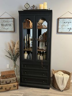 Black Display Cabinet / China Hutch– delivery available for a fee