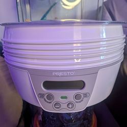 Presto Food Dehydrator