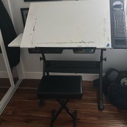 Art Table including the chair