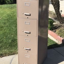 Metal Filing Cabinet 