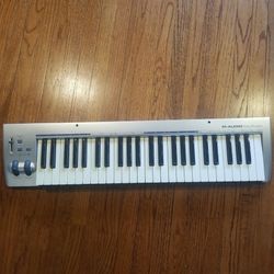 M-Audio Keystation 49e or 49es MIDI controller 