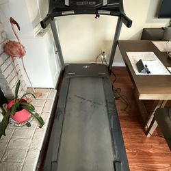 Use Nordic Track Treadmill T6.5 Z 2.6CHP