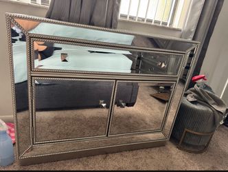 Mirror glam dresser