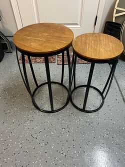 Modern Nesting Side Tables Set – Wood & Black Metal