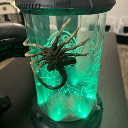 Alien Romulus Face Hugger Popcorn Bucket 