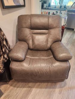 2 power recliners
