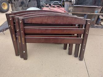 Twin Bunk bed