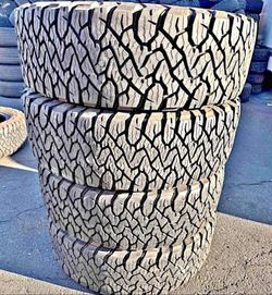 275/70/18 Bfgroodrich ko3 Selling a set of 4 tires in excellent condition 🫡
