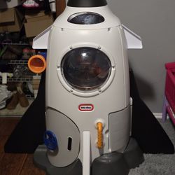 Little Tikes Adventure Rocket