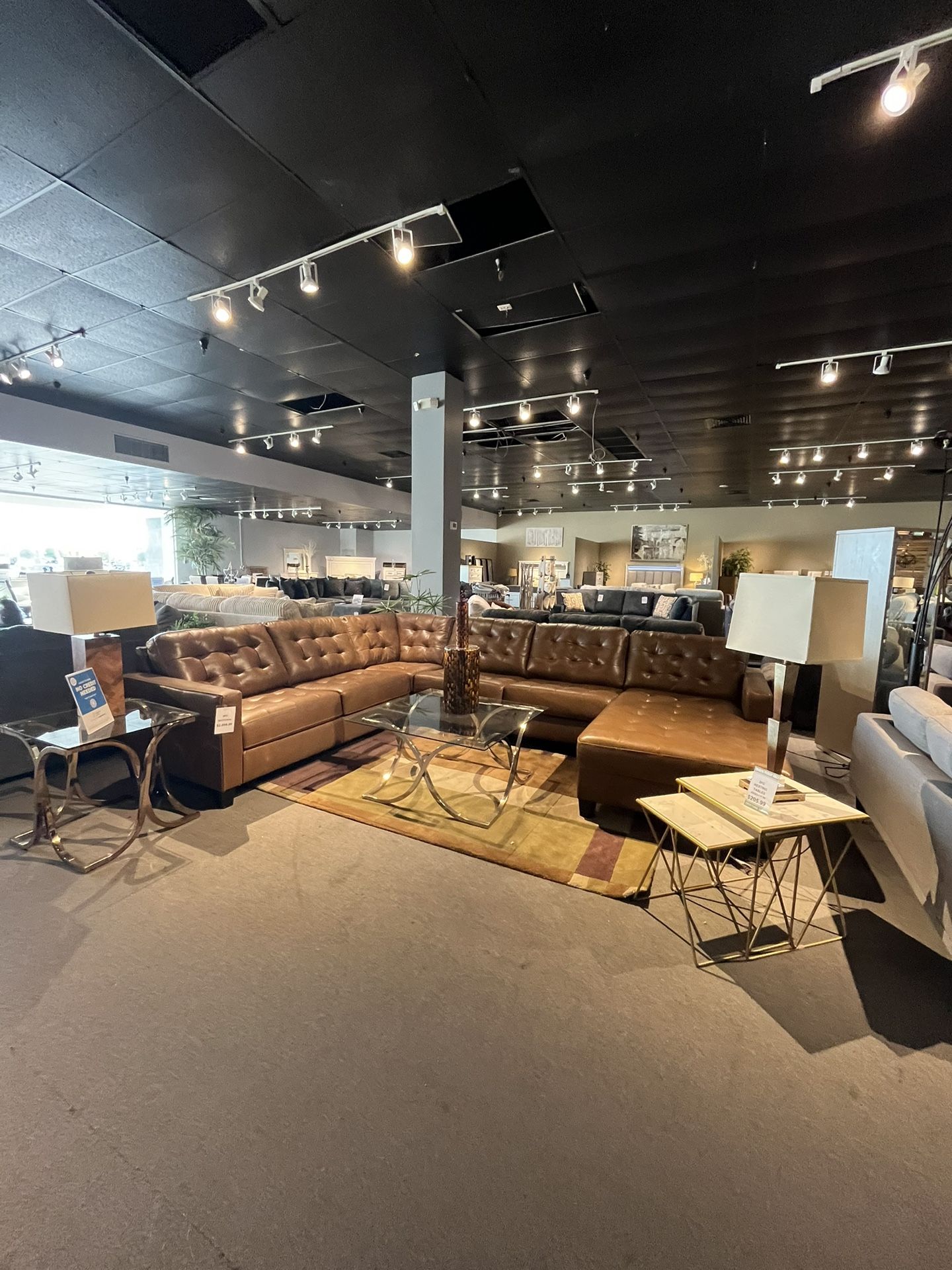 Auburn 4PC Chaise Sectional Couch