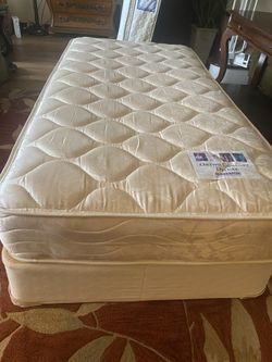 Twin Size Spring Mattress 