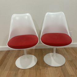 Cushioned Swivel Chairs 
