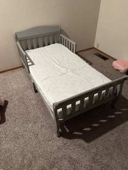 Delta Canton Grey Toddler Bed frame w/mattress & girl bedding