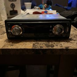 Lanzar Car Stereo EXCELLENT CONDITION