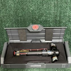Star Wars Kylo Ren Galaxys Edge Legacy Lightsaber Hilt Case Side Blades Clip.