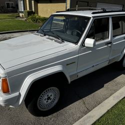Jeep Cherokee 4x4 Automatic Transmission 