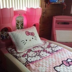 PRINCESS BED & TOY CHEST FOR SALE