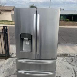 Refrigerator LG Stainless Steel 4 Door 