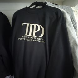 Taylor Swift Crewnecks/Cardigans