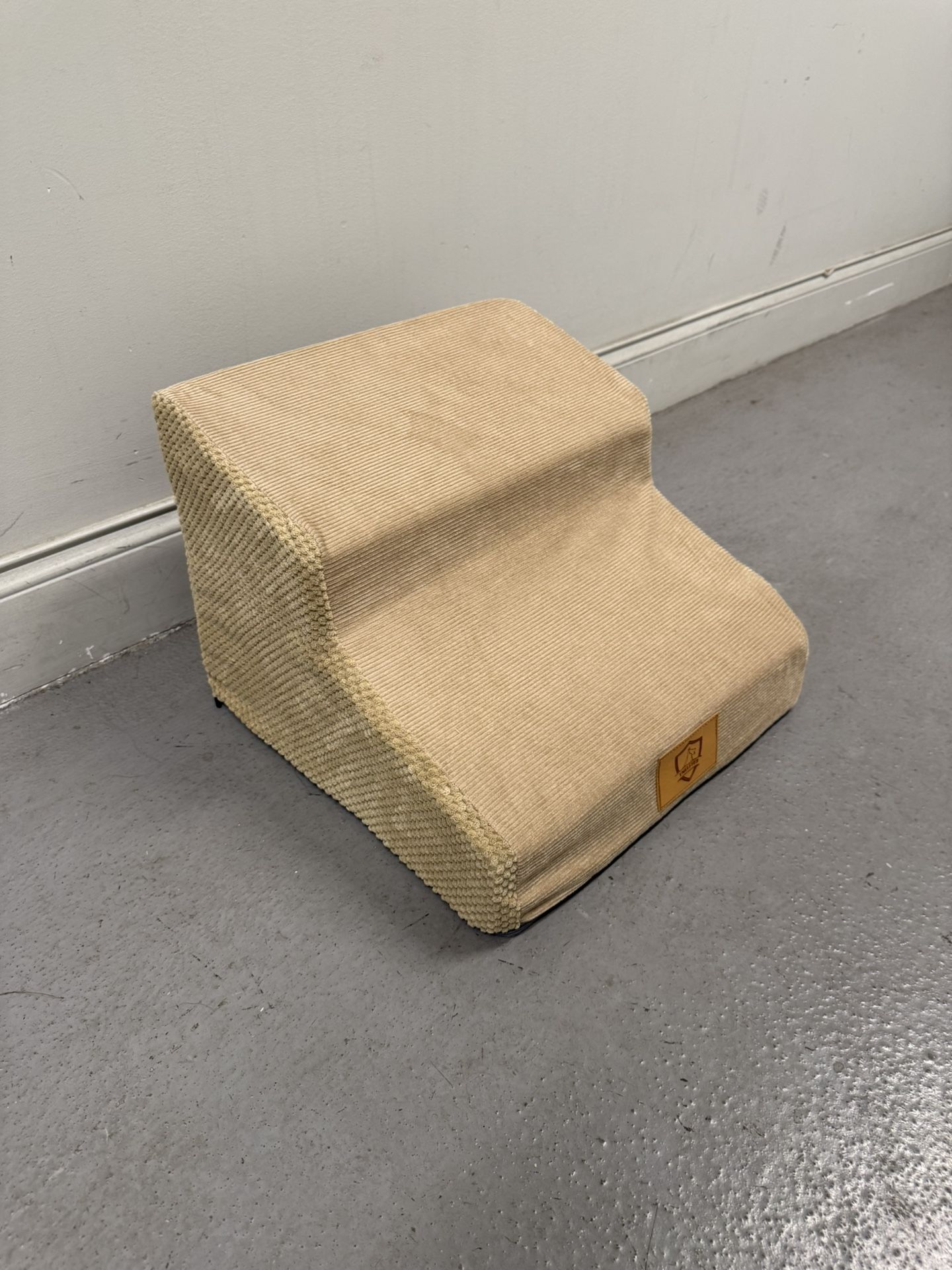 TNELTUEB High Density Foam Dog Stairs 2 Tiers,  Dog Steps 16x12x16 (Good condition) PICK UP IN CORNELIUS