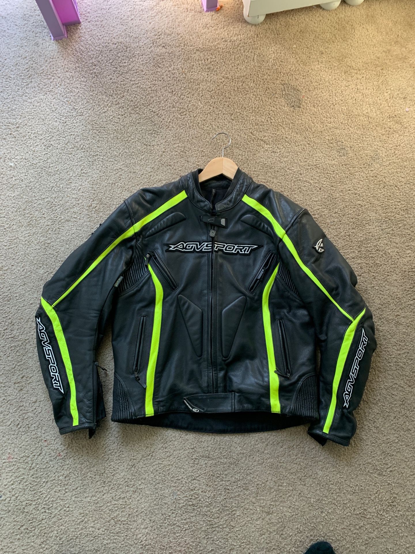 Men’s leather motorcycle jacket-great condition