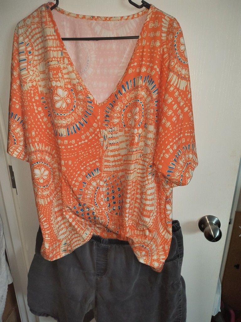Cute Flowy Summer Shirt 3xl