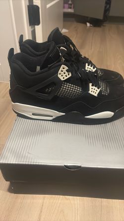 Jordan 4’s