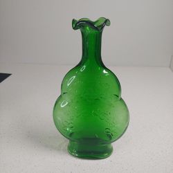 Vintage Clevenger Brothers Emerald Green Glass Bottle w/ Clovers & Ruffled Edge