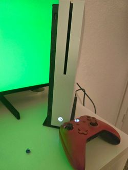 Xbox One S 1TB with remote