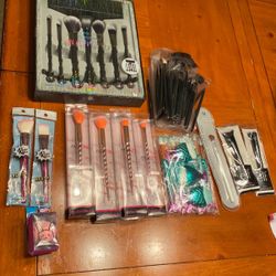 makeup brushes please read description