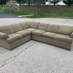 Basset Sectional Sleeper Couch (Free Delivery)