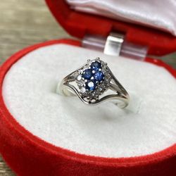 14K WHITE GOLD SAPPHIRE DIAMOND RING