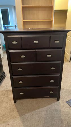Clothes dresser