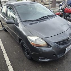 2009 Toyota Yaris