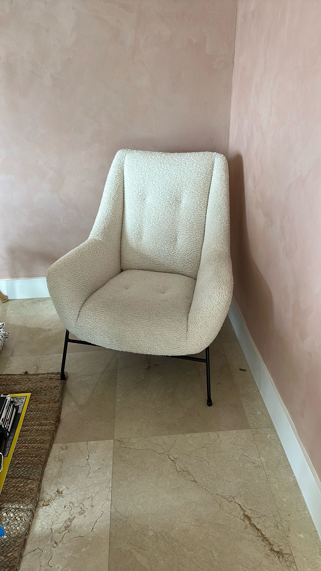 Modern Bouclé Accent Chair - Cream Minimalist Style
