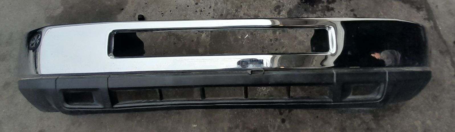 Front Bumper Assembly OEM From A 2017 Ford E450(Forest River Forrester Rv)