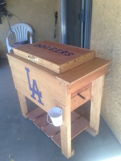 Dallas Cowboys wood ice chest for Sale in Parlier, CA - OfferUp