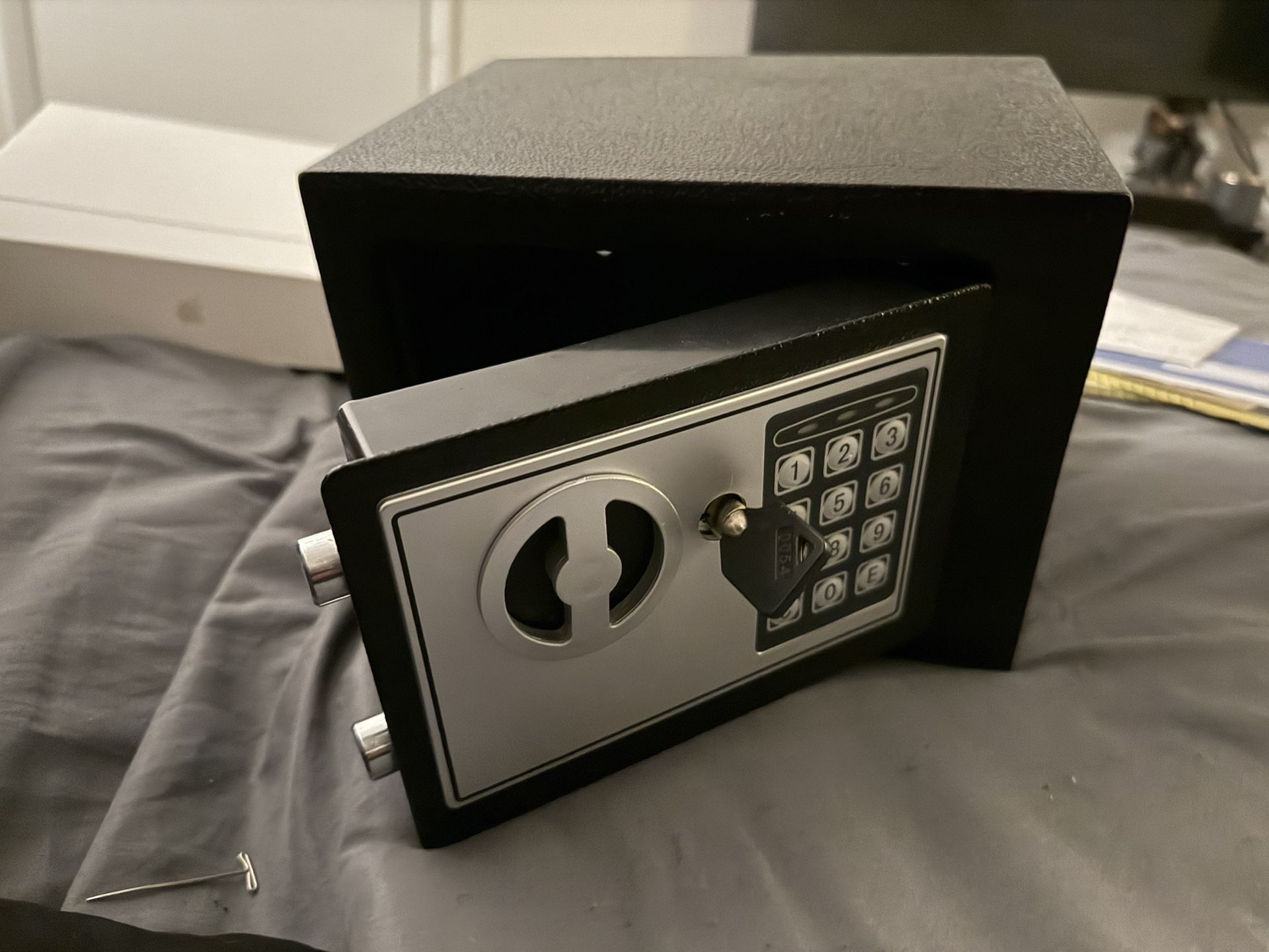 Mini Safe