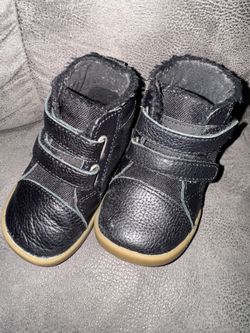 UGGS SZ 4/5