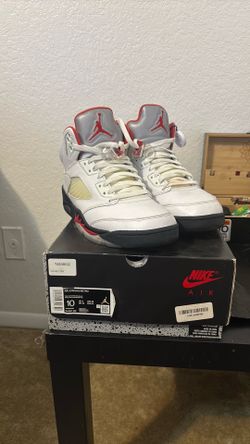 Jordan’s Fire red 5’s