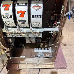 🤩🤩🤩 hermosa máquina de juegos 😳