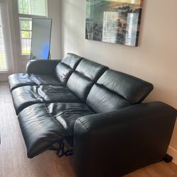 MOVIE Reclining couch 