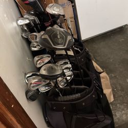 Mens Right Handed Set Of Golf Clubs 