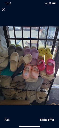 Posee Slippers