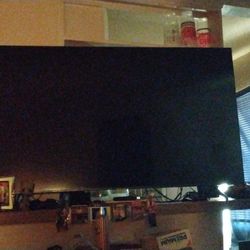 I HAVE A SAMSUNG VIZIO 55' FLAT SCREEN TV FOR SALE!