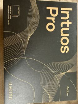 Intuos Pro Wacom medium Pen Tablet