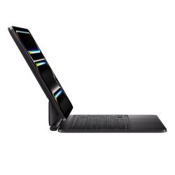 Apple iPad Pro M5 with magic keyboard 256 GB Wi-Fi