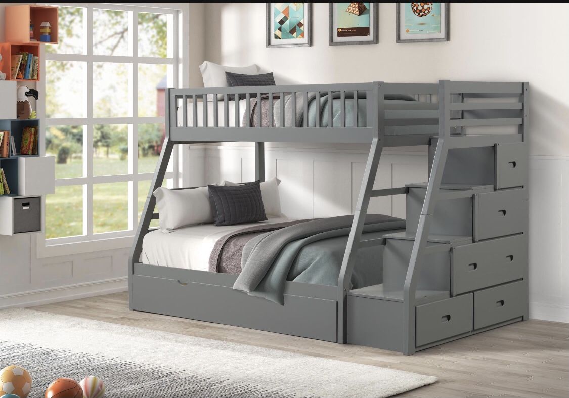 Queen Bed 40 Down