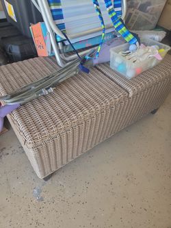 Wicker Storage Bench / Trunk