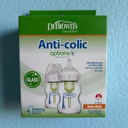 NWT Dr. Brown’s Anti-Colic Glass Baby Bottles 2-Pack (5 oz)